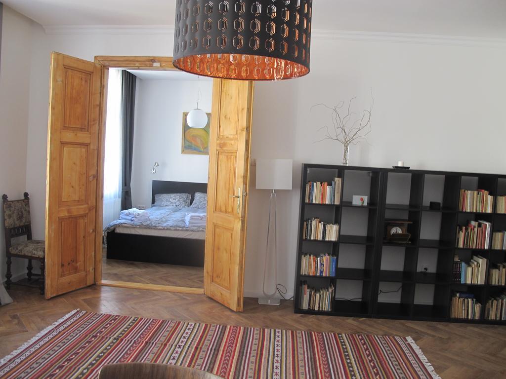 Apartament Czapskich Big House Apartamento Cracóvia Quarto foto